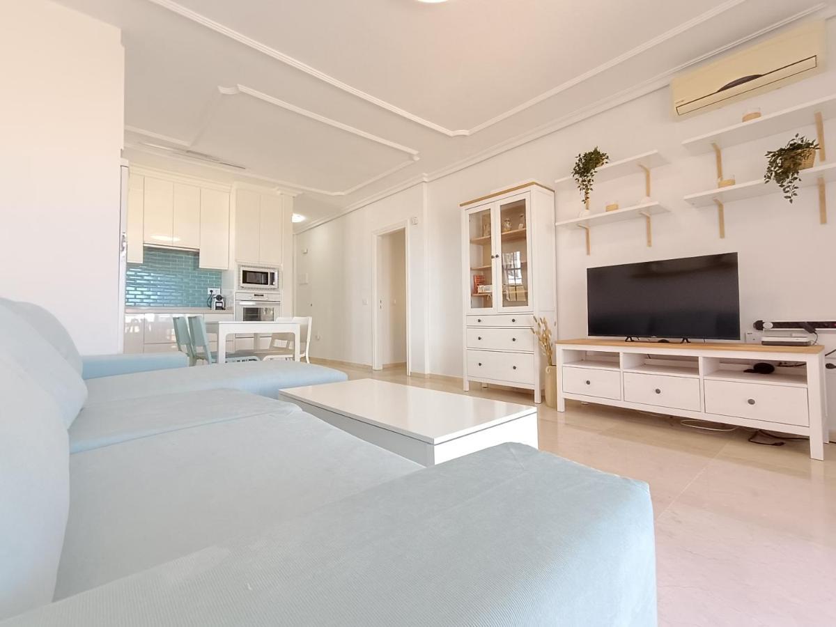 אדחה Charming & Sunny Apartment With Ocean View מראה חיצוני תמונה