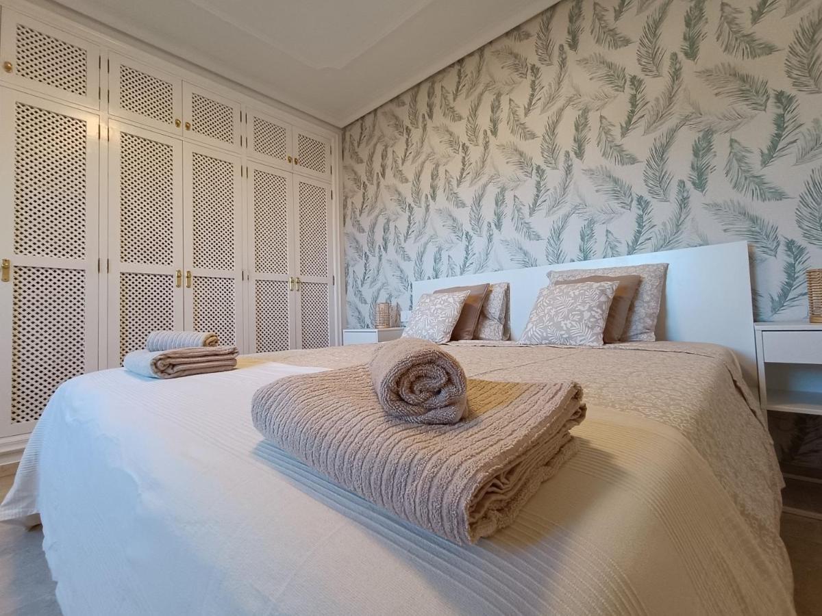 אדחה Charming & Sunny Apartment With Ocean View מראה חיצוני תמונה